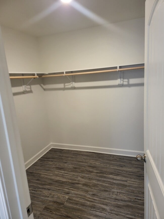 Building Photo - 7224 Lillie Dr