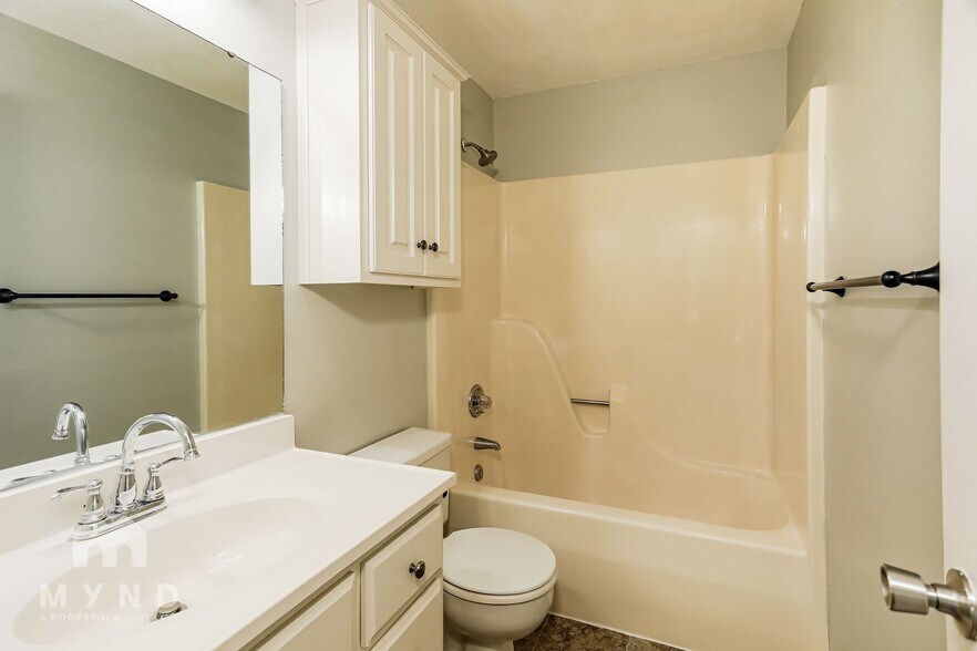 Building Photo - 6717 San Moore Dr