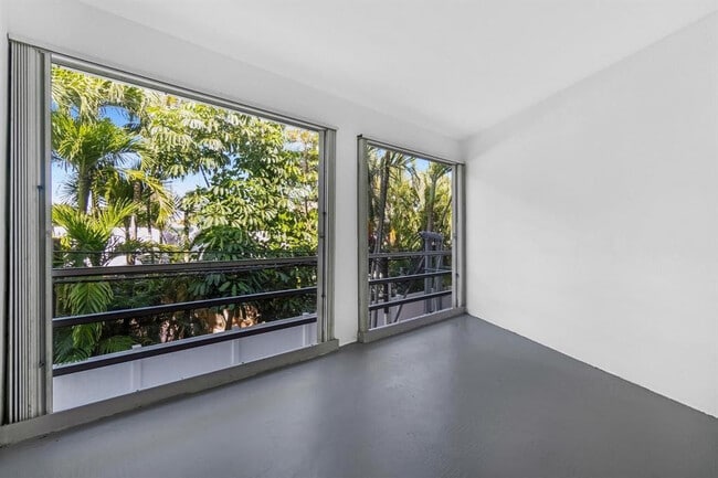 Building Photo - 1439 S Ocean Blvd