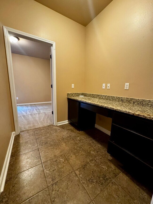 Building Photo - 3BD/2BA House for Lease in Magnolia Lakes - Close to LSU