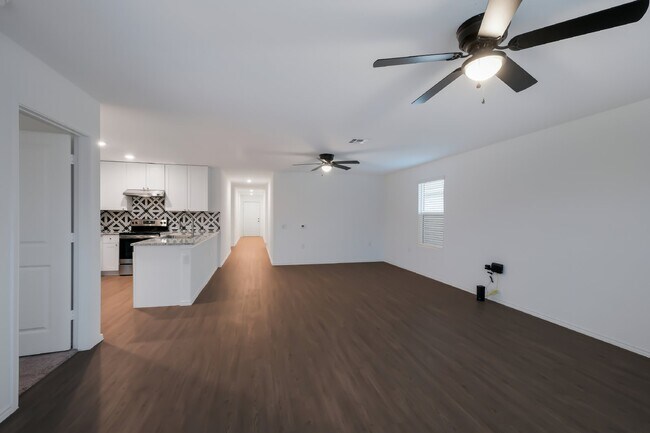 Building Photo - Stunning New 4-Bedroom Home with Upgrades ...