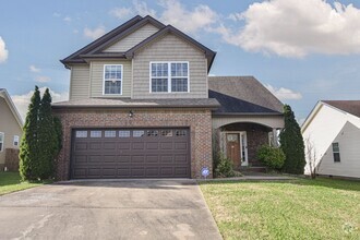 Building Photo - Pet Friendly Three Bedroom!