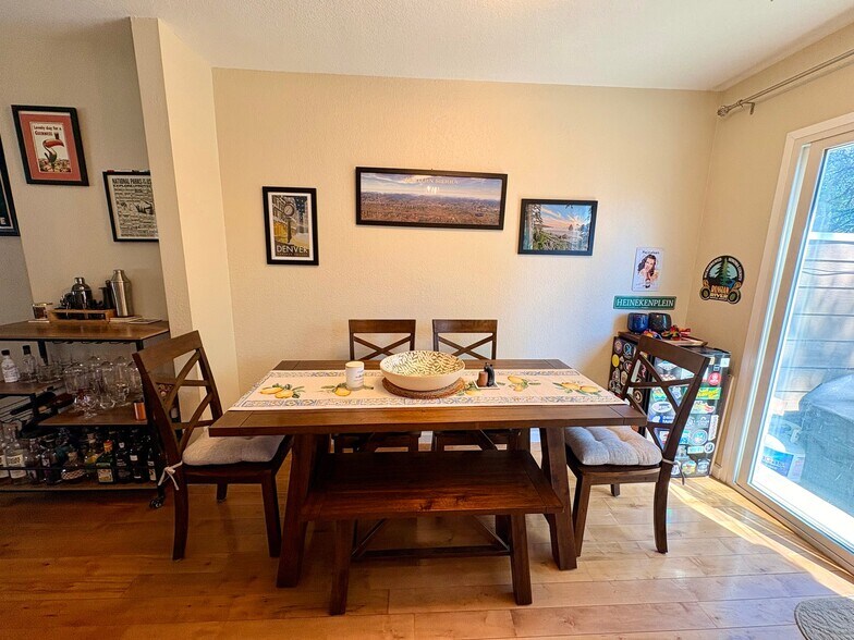 Building Photo - 5226 Estes Cir