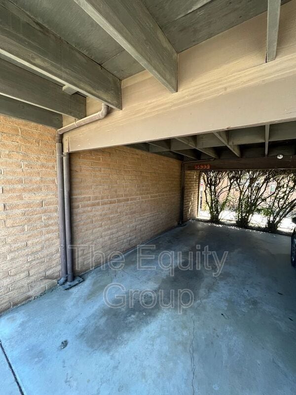 Building Photo - 3633 W Colonial Ave