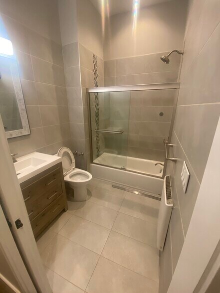 Building Photo - 191 Washington Ave