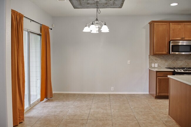 Building Photo - 13600 Breton Ridge St