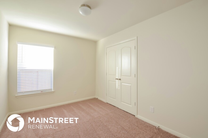 Building Photo - 2903 Lavender Mdw