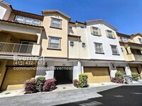 Building Photo - Spacious 3-Bedroom Home with Modern Amenit...