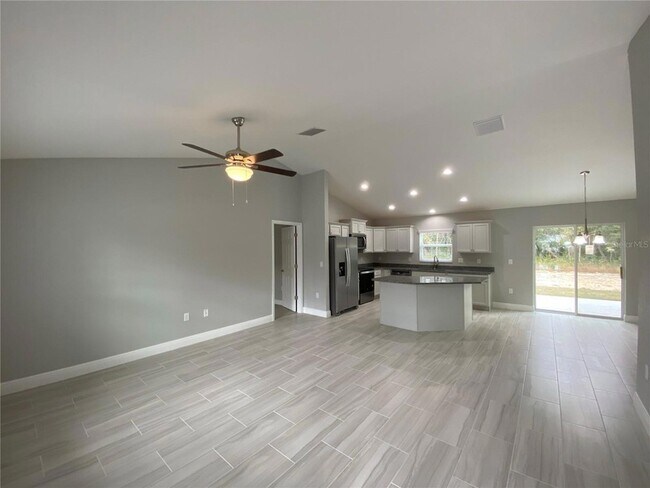 Building Photo - 13791 SW 33rd Terrace