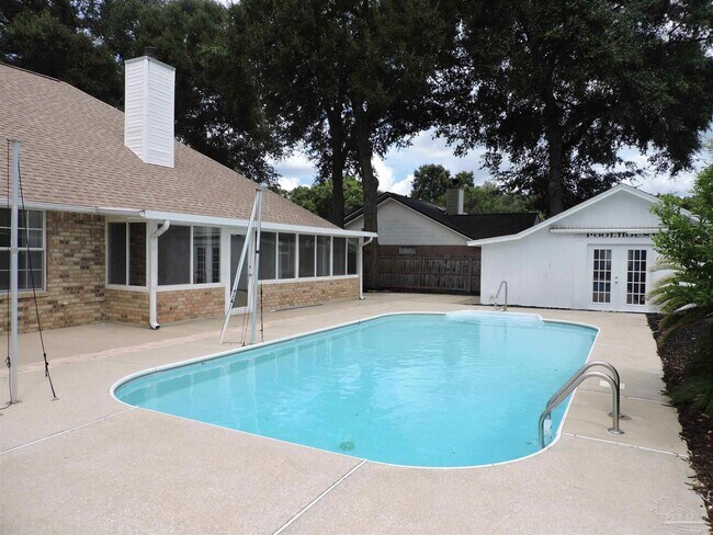 Building Photo - 6340 Summer Lakes Ln