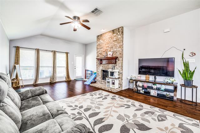 Building Photo - 15899 Bull Run Dr