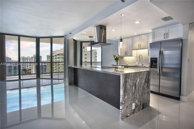 Building Photo - 20191 E Country Club Dr