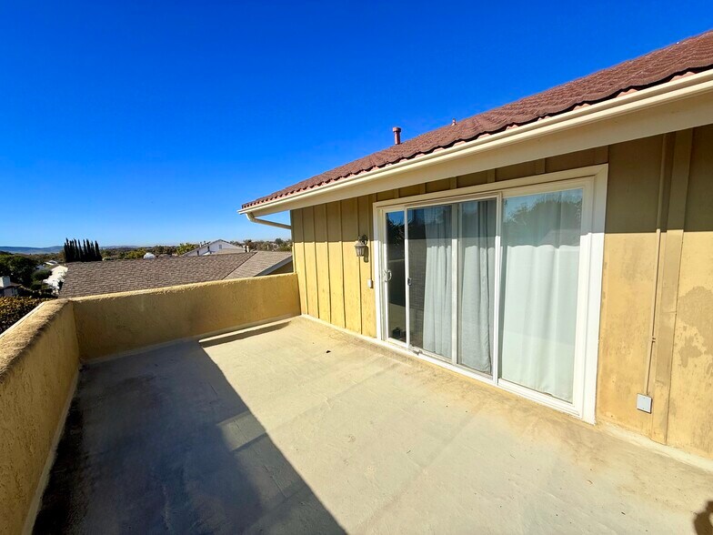 Balcony - 26431 Via Lara