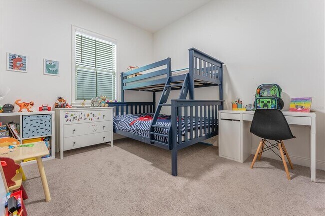 Building Photo - 13019 Stanthorne Ave