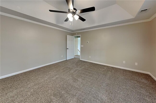 Building Photo - 6520 Ganton Dr