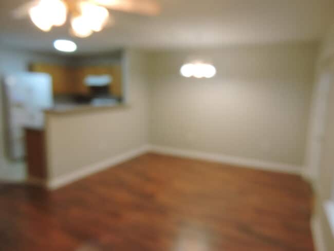 Building Photo - 132 Swaying Pine Ct