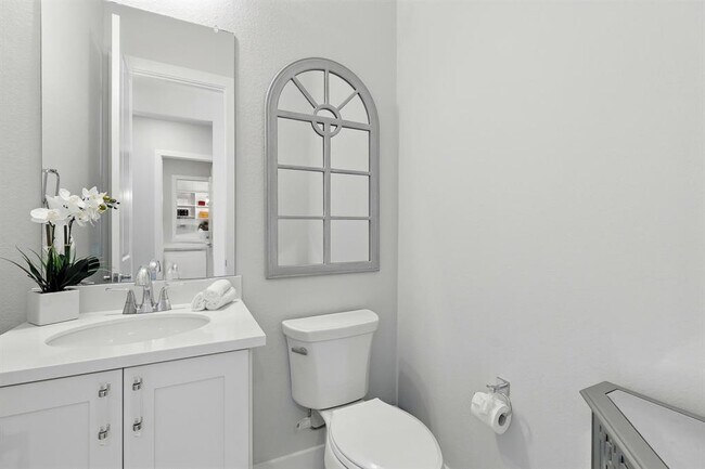 Building Photo - 26923 Arethusa Ct