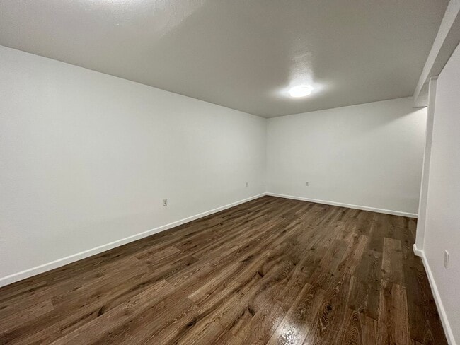Building Photo - Renovated 4 bedroom home for rent