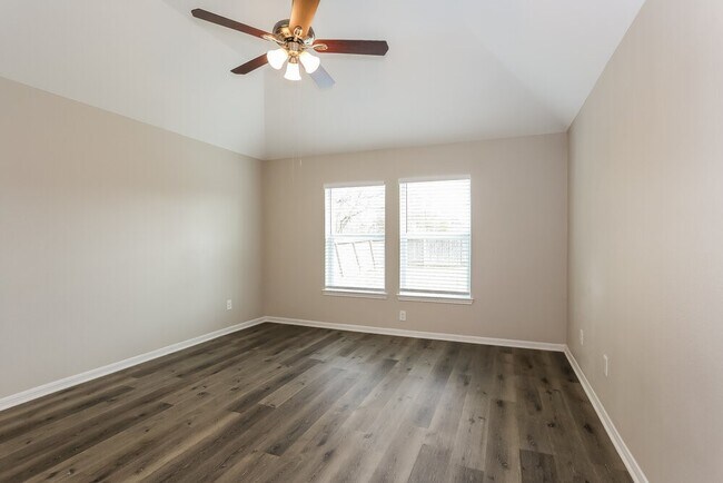 Building Photo - 1401 Oregon St