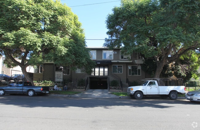 Primary Photo - 1848 Garfield Pl