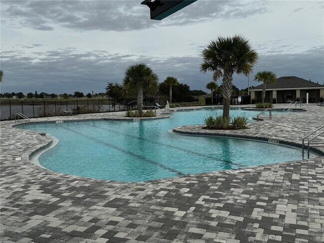 Building Photo - 3063 Laurel Oak Ln