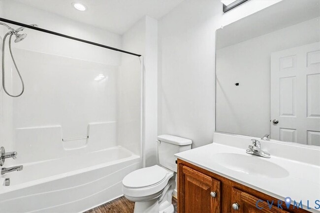 Building Photo - 5412 Huntington Ave