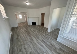 Building Photo - 312 E Mission Ave