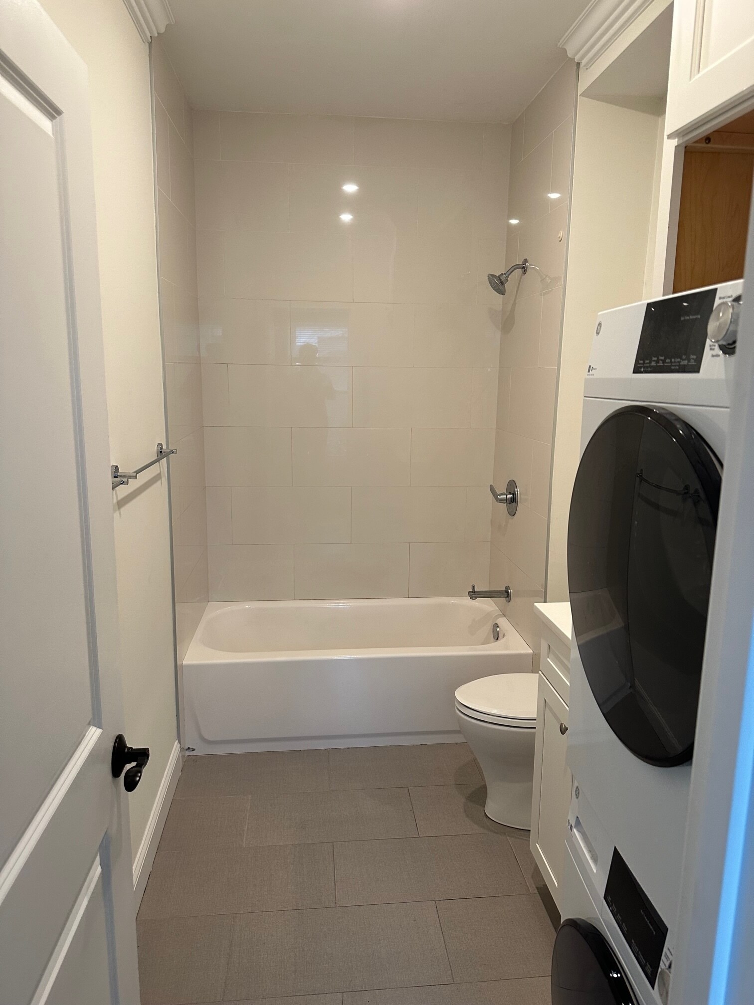 Building Photo - 124 Pearl St