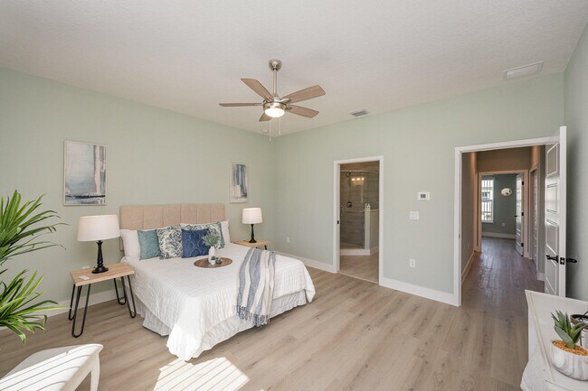 Building Photo - 870 Paddleboard Ct