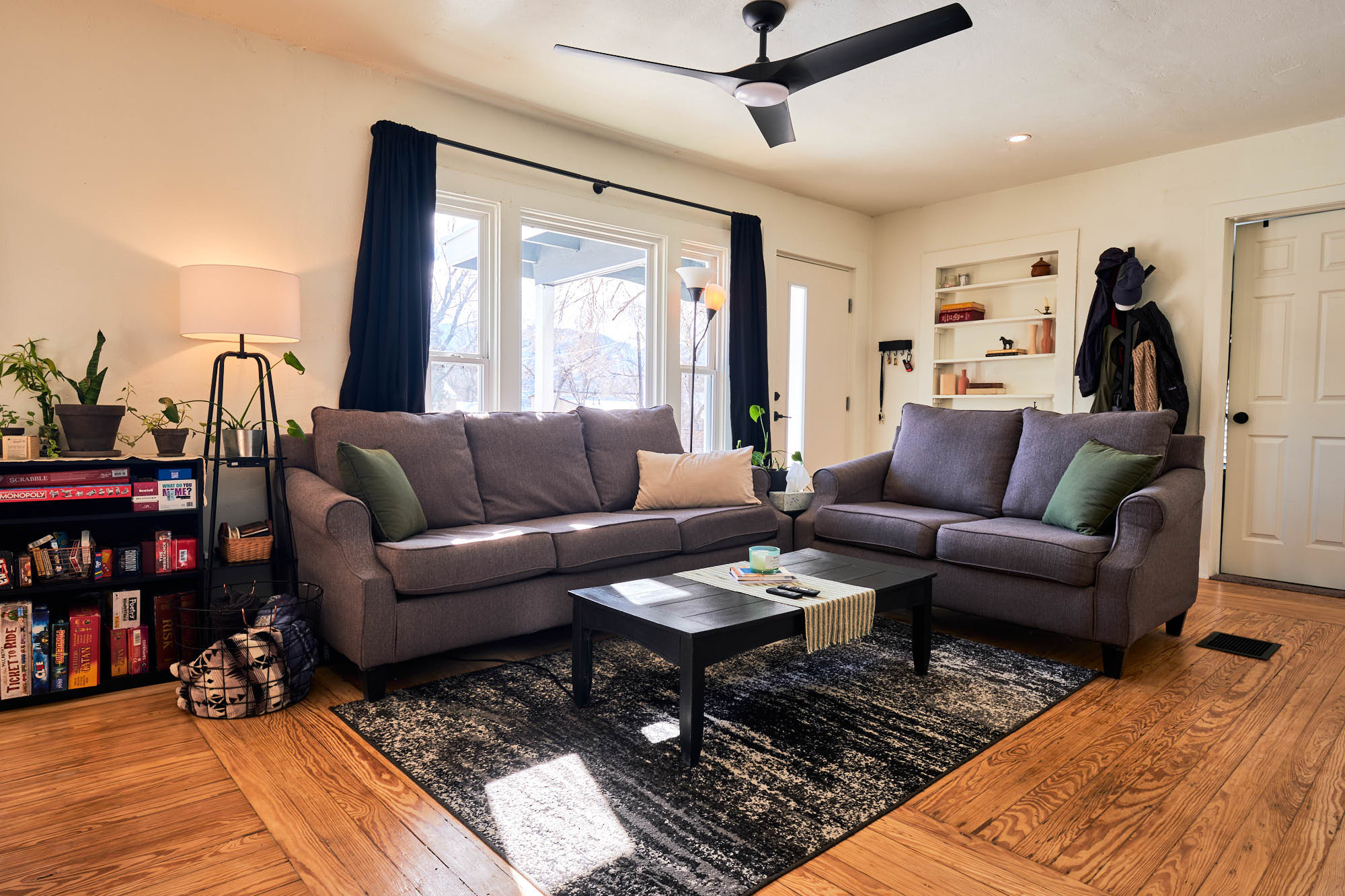 Living Area! - 818 E Las Animas St