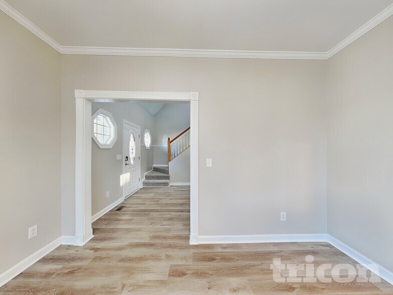 Building Photo - 924 Barnford Mill Rd