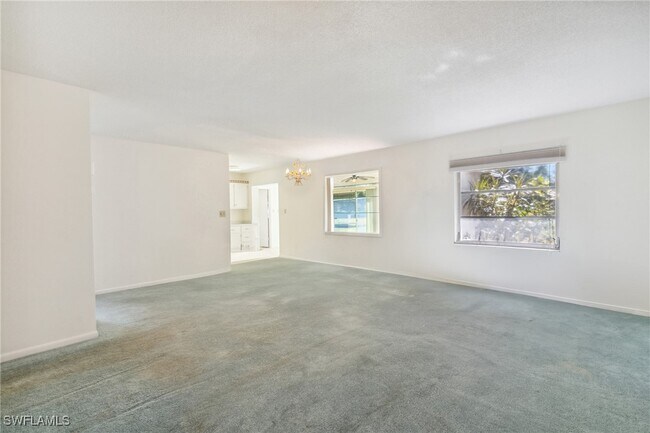 Building Photo - 235 Thistle Ct