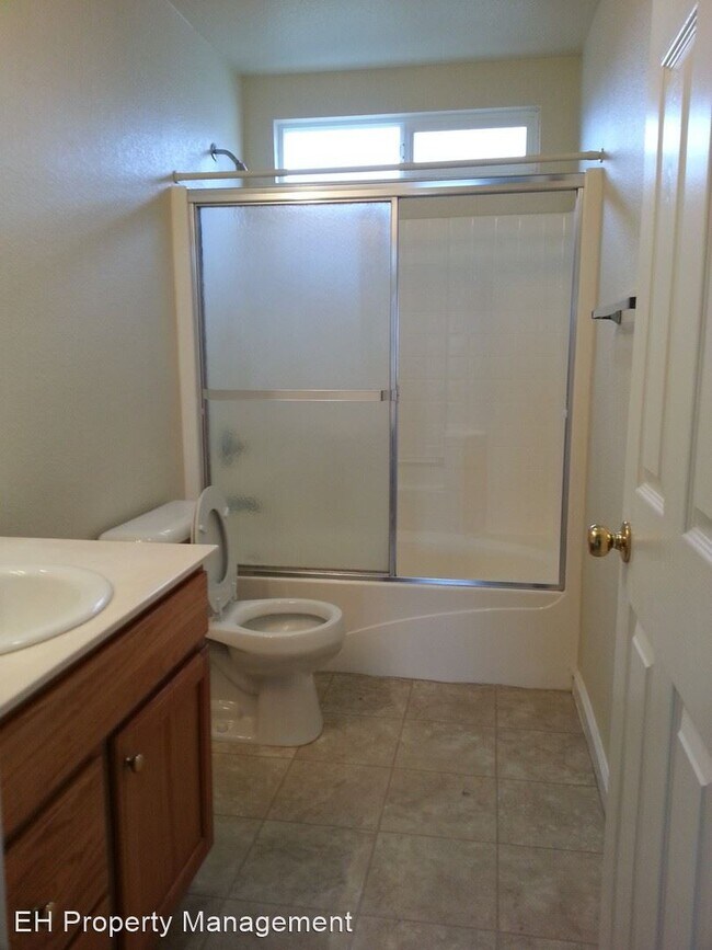 Building Photo - 4 br, 2.5 bath House - 8851 Black Marlin C...