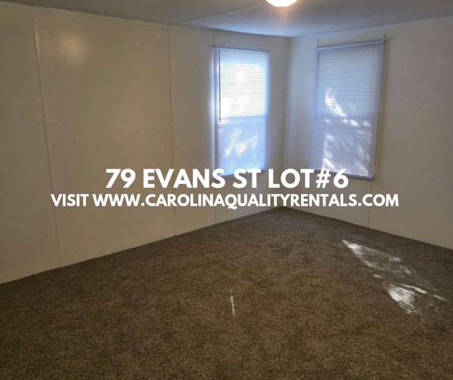 Building Photo - 3 bedroom 2 bath singlewide