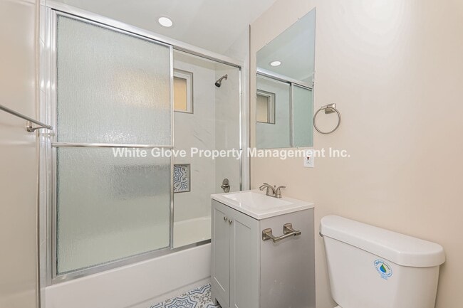 Building Photo - Remodeled La Habra Home
