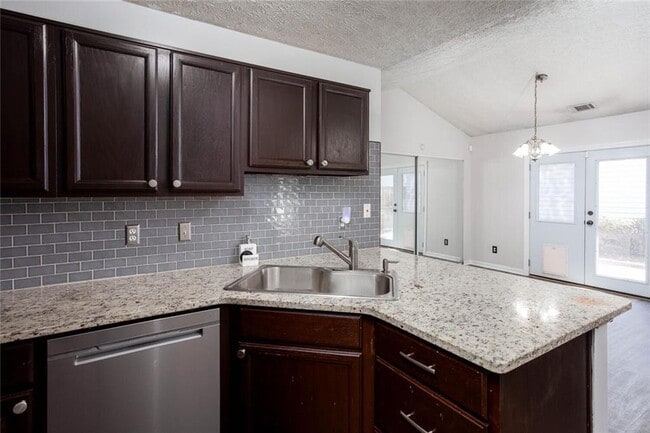 Building Photo - 1092 Britley Park Ln