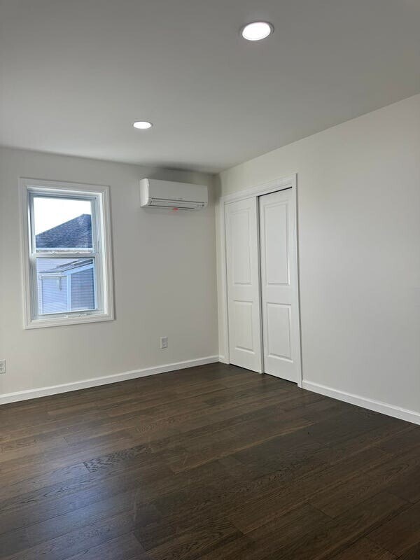 Building Photo - 220 Lafayette Ave