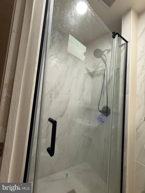 Building Photo - 17929 Milroy Dr