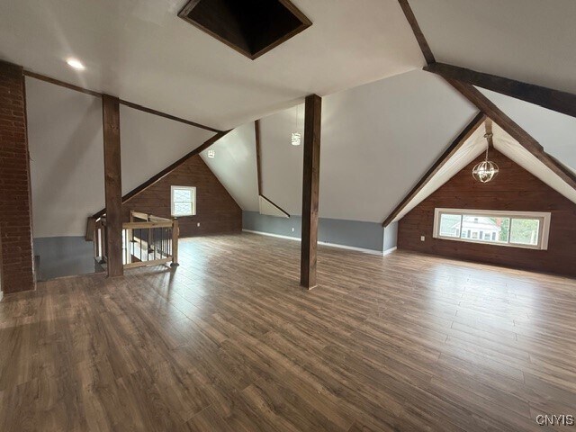 Building Photo - 1515 Oneida St