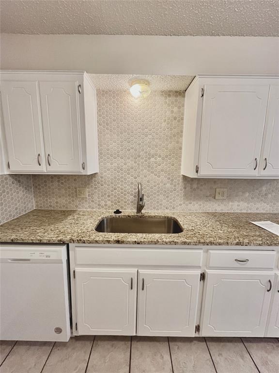 Building Photo - 1712 Jennifer Cir