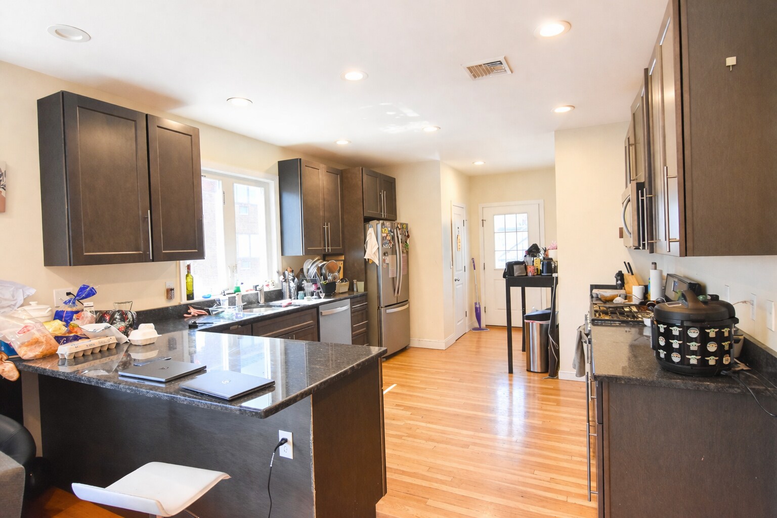 Building Photo - 84 Litchfield St