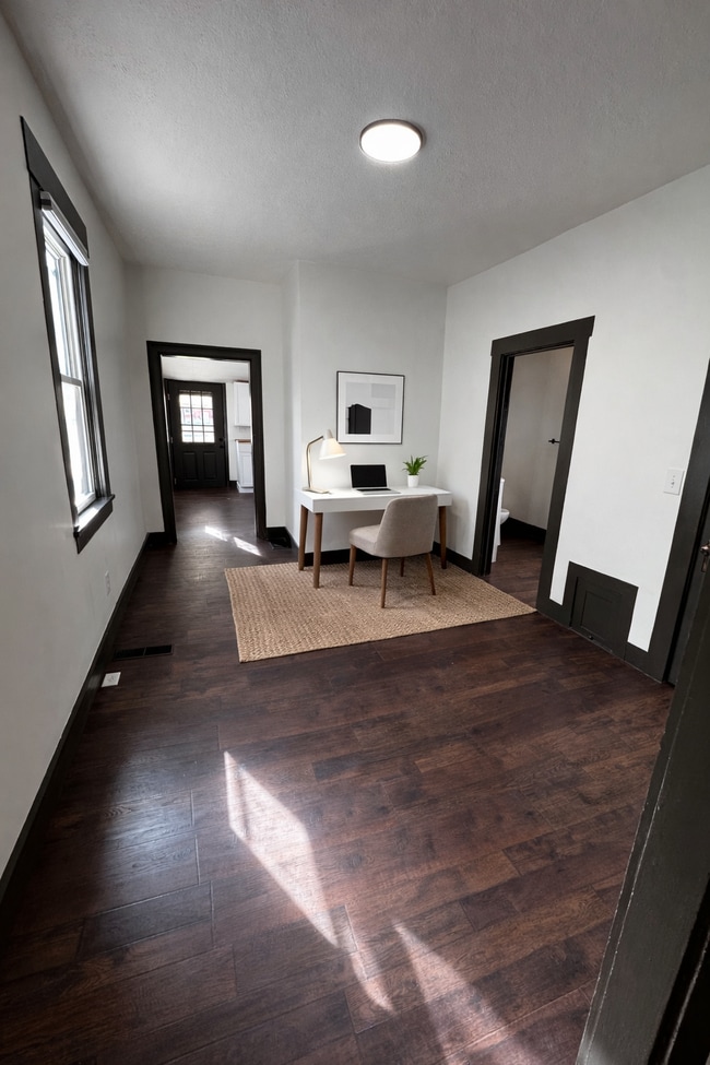 Building Photo - 430 Church St