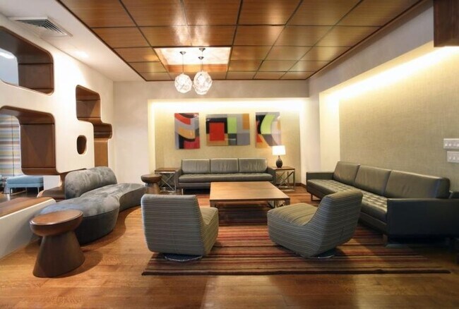 Building Photo - 3 bedroom in New York NY 10038