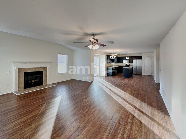 Building Photo - 629 Lanning St