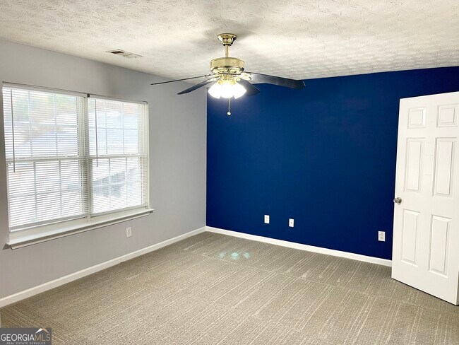 Building Photo - 650 Windcroft Cir NW