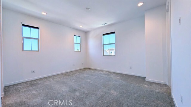 Building Photo - 231 Babson Ct