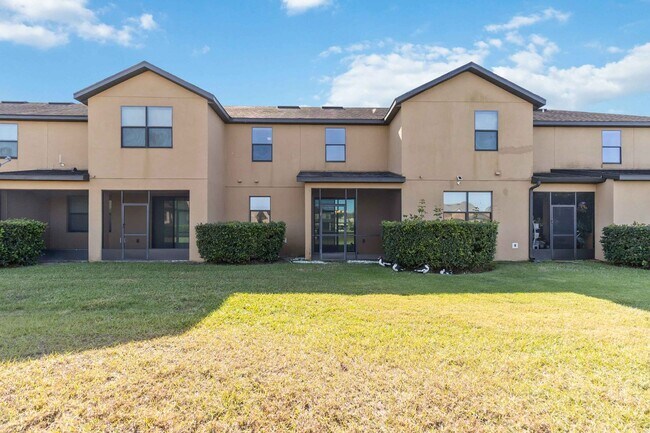 Building Photo - Bright & Stylish 3-Bedroom Townhome with Pond Views in Gated Seven Oaks