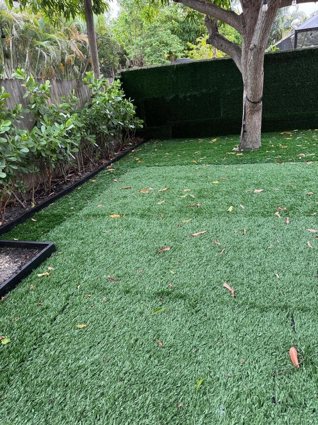 Building Photo - 3532 N Dixie Hwy