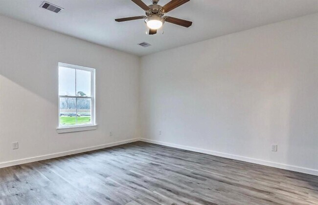 Building Photo - 4810 Centipede Rd