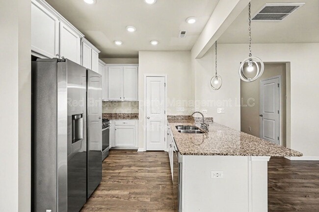 Building Photo - 3805 Yorkshire Pl